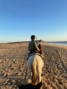 Paseo-a-caballo-por-faro-de-trafalgar-3